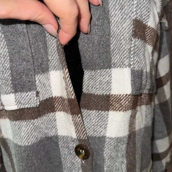 Plaid Button-Up Women's Jacket - Picture 6 of 7
